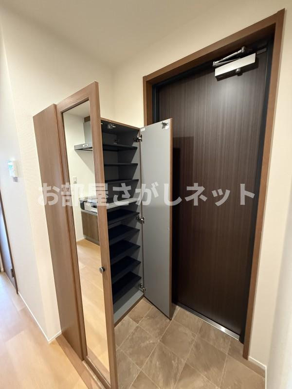 グランドグレース神楽坂【おとり物件なし】#学生・社会人にオススメ！初期費用分割払いOK！の玄関