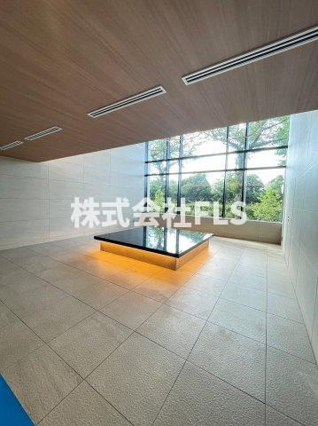 豊島区千川２丁目の賃貸マンションのロビー