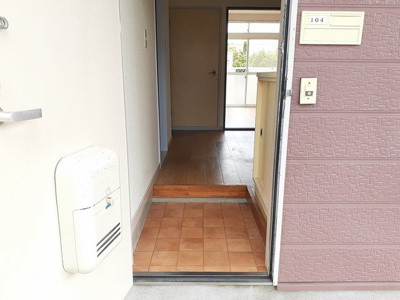 【玄関】 | ハイツ愛里