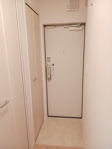 ニューインサイドの玄関