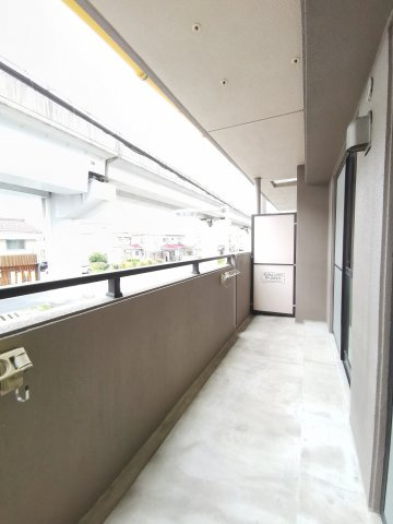 レージュ川秋のバルコニー