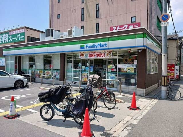 赤川４丁目アパートの周辺|ファミリーマート様まで270m