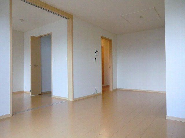 サザン・ガーデン「さくら」Ａの居間・リビング