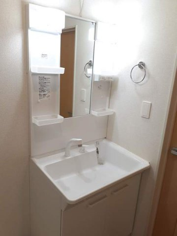 グランディール橘Ｃの洗面所