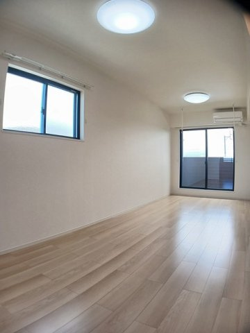 シャルム６番館　Ｃの居間・リビング