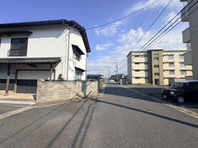 【前面道路含む現地写真】 | 彦名町　中古戸建て