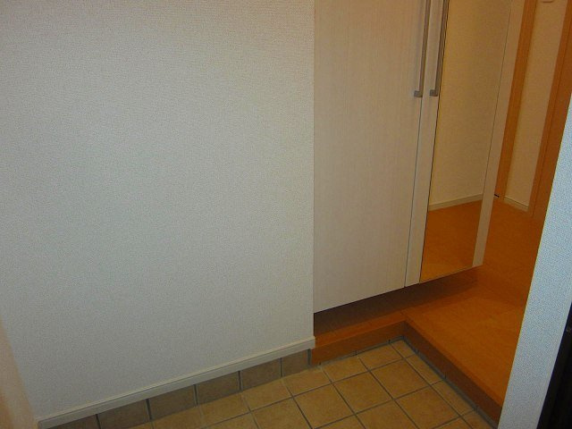 イースト　セレーノの玄関