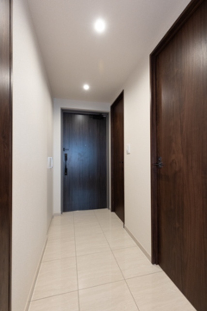 ブラウベルグ表参道の玄関|※写真は同タイプ住戸です。