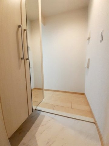 ライゼ　イヅミヤ　Ⅰの玄関