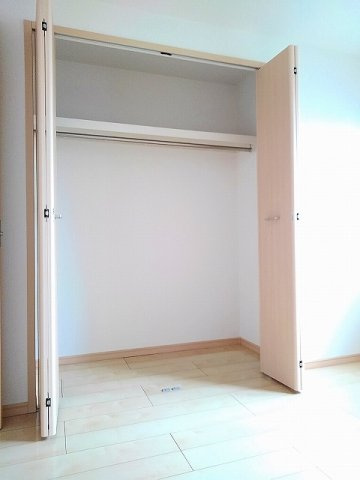 グラス　トレーズⅠの収納