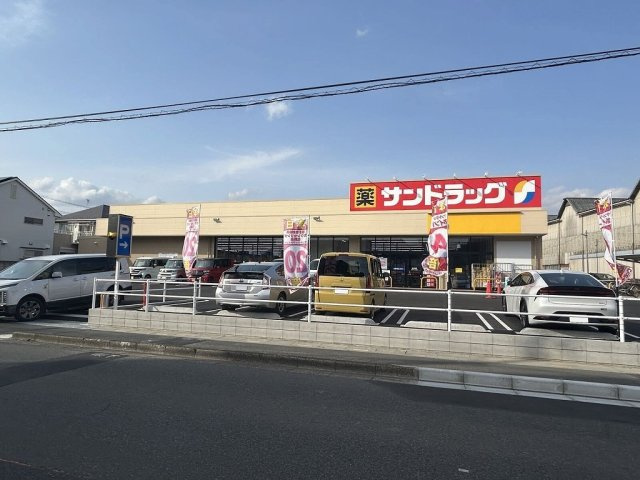 レオパレスサントーヨーの周辺