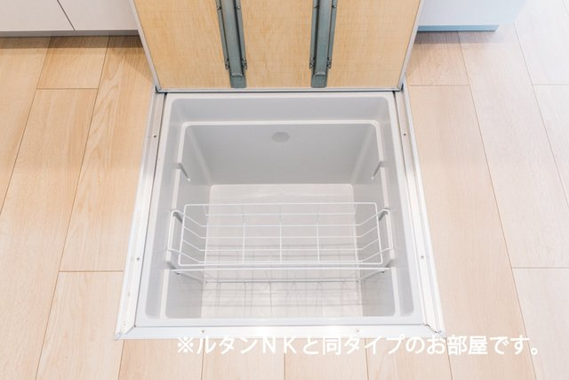 鹿黒アパート　Ｅの収納