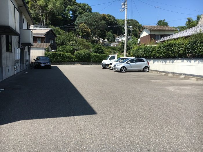 カサ・グランディスⅡの駐車場