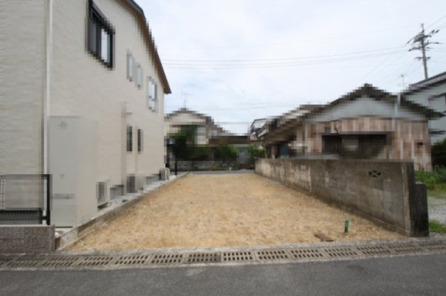 高知市秦南町　第1　新築戸建　の外観|土地面積　88.32㎡　（約26.71坪）建物面積　 79.38㎡   （約24.01坪）
