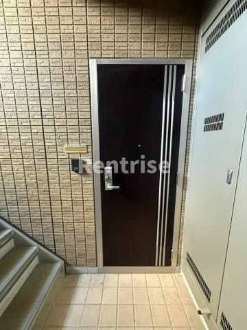 プール ボヌール Ｂの玄関