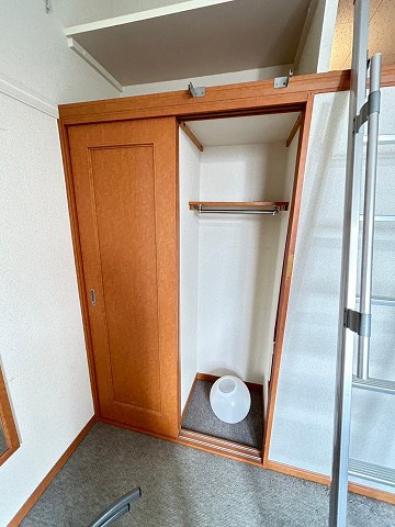 尼崎市道意町２丁目のアパートの収納