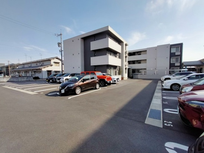 【駐車場】 | グランド レジデンス