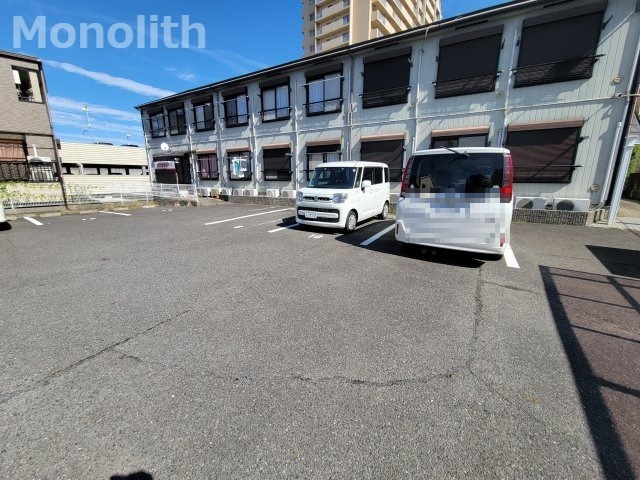 シャンソン 和泉中央の駐車場