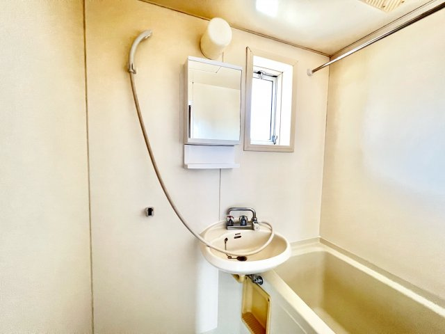アイム77の洗面所|※別部屋参考写真