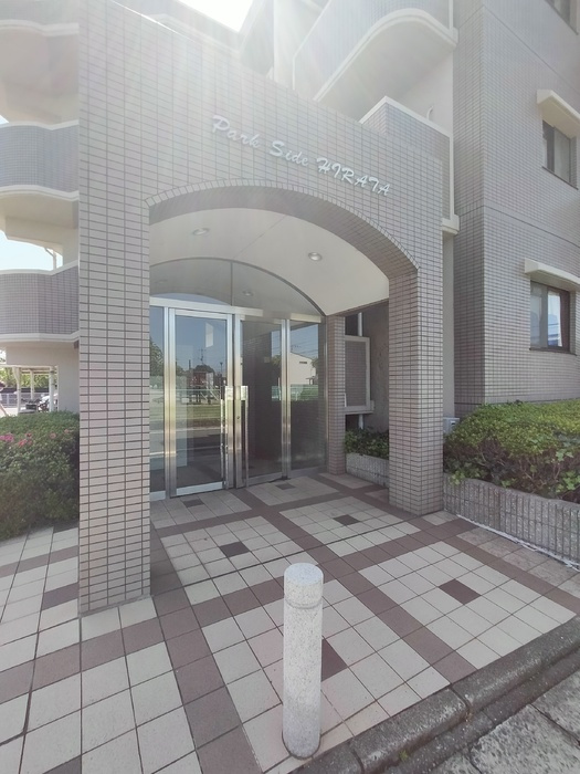 パークサイドＨＩＲＡＴＡ　のエントランス