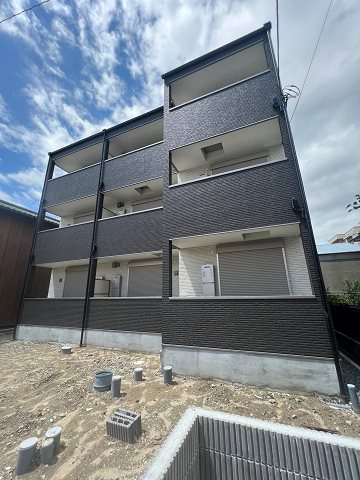 尼崎市道意町２丁目のアパートの外観