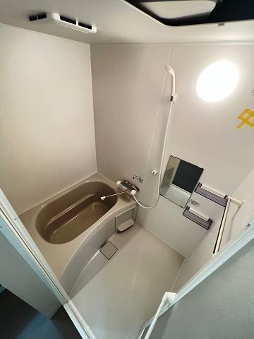 尼崎市道意町２丁目のアパートの浴室