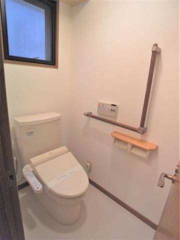 荒川区西尾久２丁目の賃貸マンションのトイレ|２階トイレ