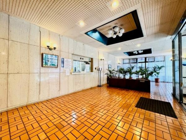 朝日九段マンションのエントランス|エントランスです