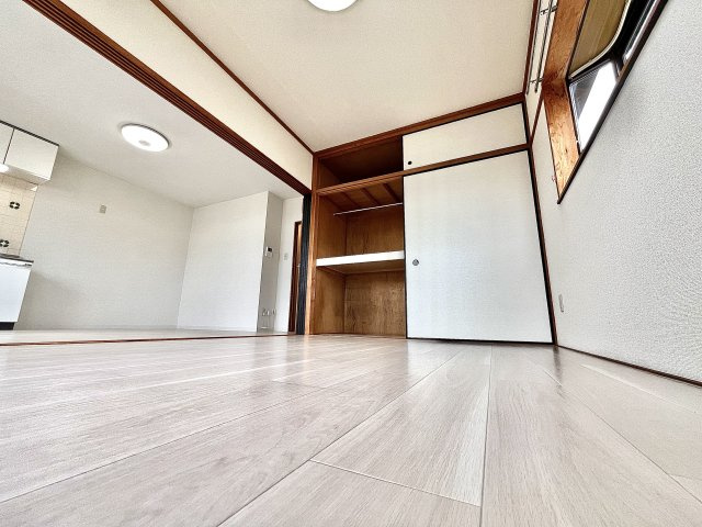 コーポ永田の洋室