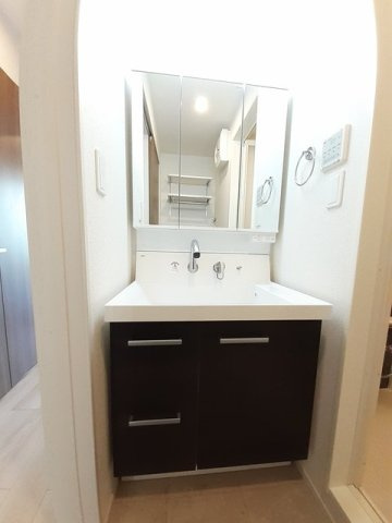 ハレレア５９の洗面所|広い洗面スペース