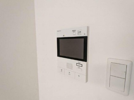 【セキュリティ】 | レガリス新宿落合 | モニター付きオートロック。