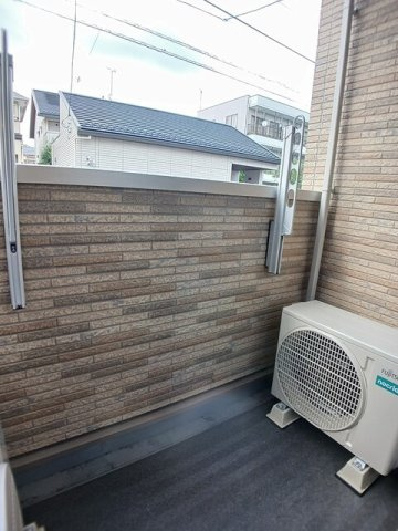 ヒカルサ小岩のバルコニー|落ち着いた時間を過ごせるバルコニーです