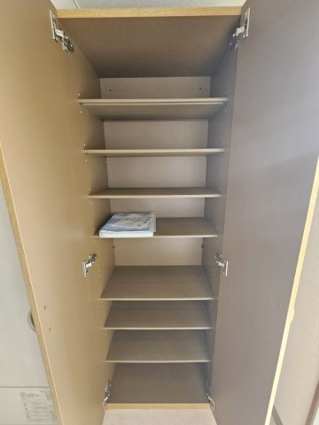 フロンティアの収納