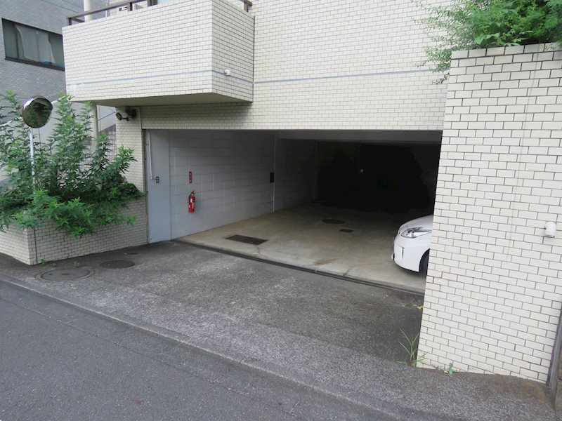地下駐車場です！