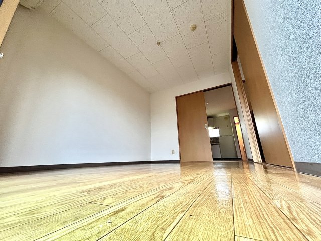 リバティⅠの洋室