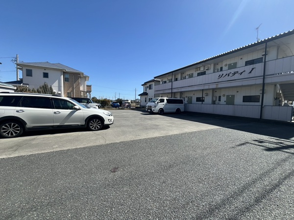 リバティⅠの駐車場