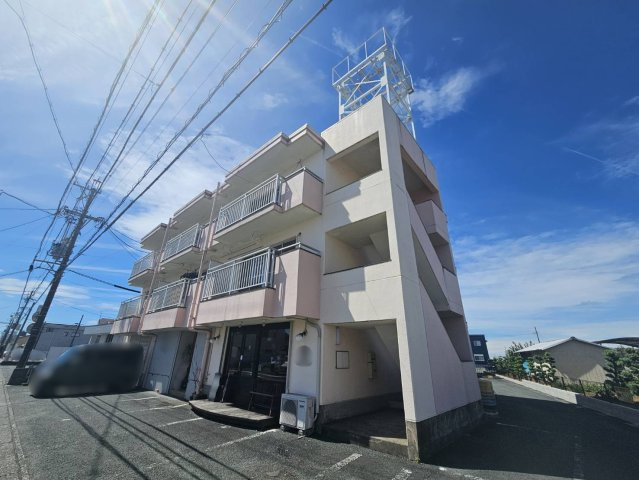 コーポリバティE