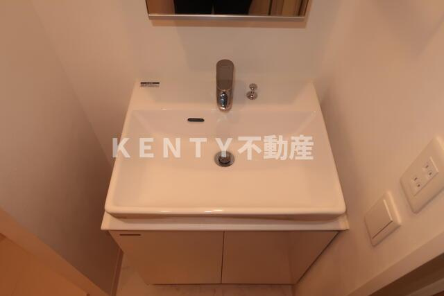 【洗面所】 | Ｂ　ＣＩＴＹ　ＡＰＡＲＴＭＥＮＴ　ＴＯＫＹＯ　ＳＯＵＴＨ | 使いやすい洗面所です