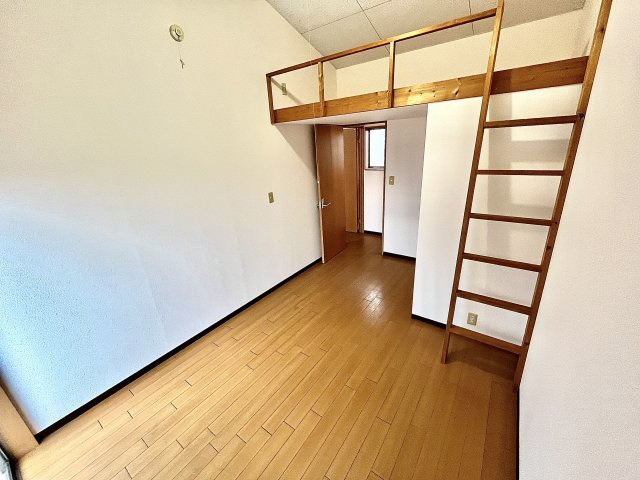 リバティⅡの洋室