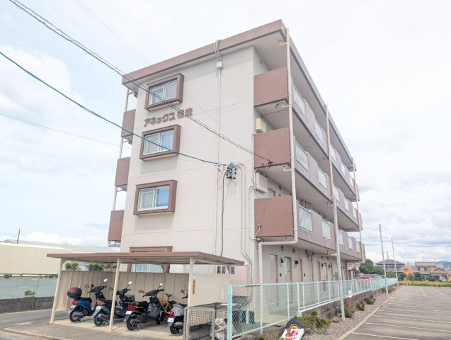 アネックス根洗の外観