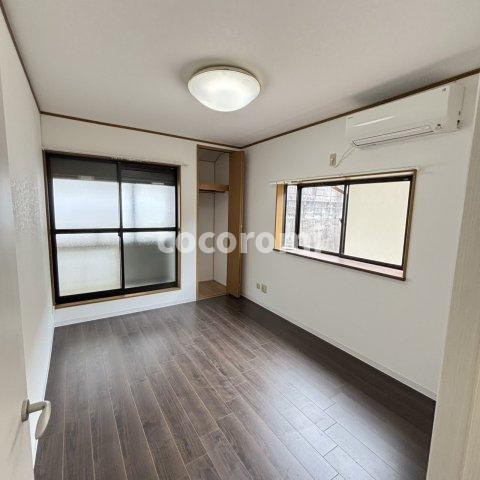 菅相塚町戸建の内装