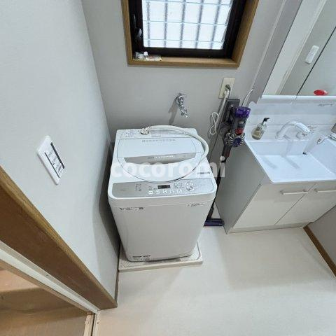 菅相塚町戸建のトイレ