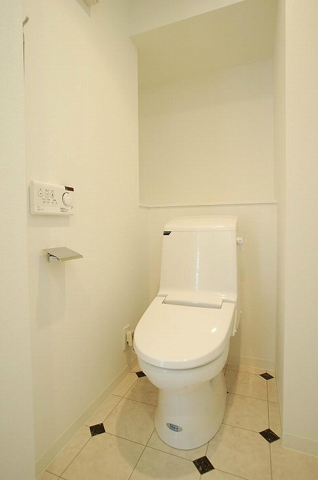ステージグランデ蔵前のトイレ|ゆったりとした空間のトイレです