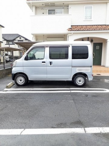 ラポールアネックスⅠの駐車場