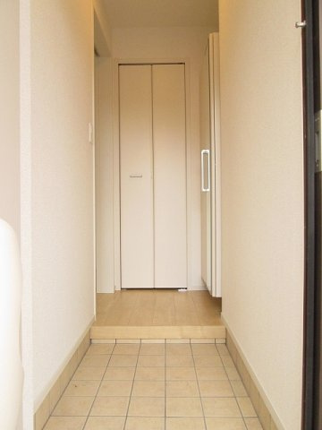 ビオーラ　ＯＴＳＵＮＡ　Ｂの玄関|ゆったりとした玄関です