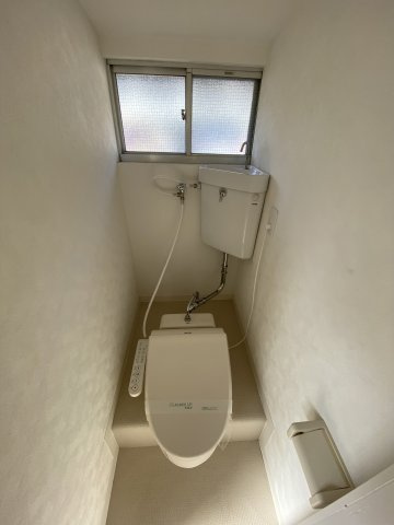 コーポ白楽のトイレ|別部屋写真参考