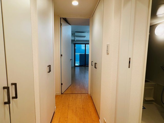 プラウドフラット横浜の玄関|※参考写真