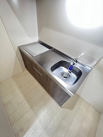 尼崎市東園田町６丁目のアパートのキッチン
