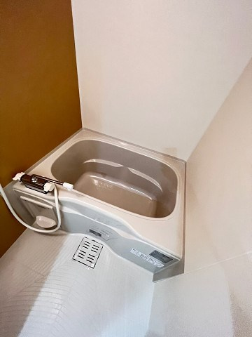 尼崎市東園田町６丁目のアパートの浴室
