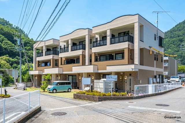 ガーデンハウス朝日山　Dの外観